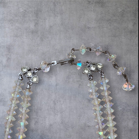 Vintage Double 2 Layered Crystal AB Necklace. AURORA BOREALIS - Picture 5 of 6